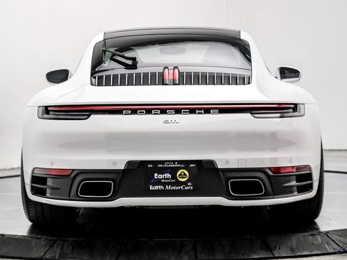 Used 2020 Porsche 911 Carrera RWD image 11