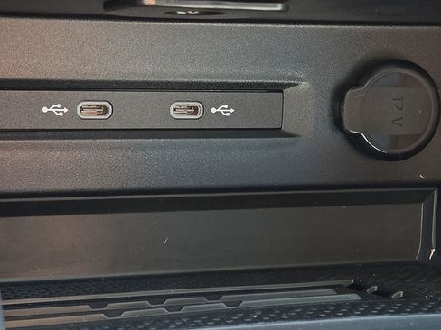 New 2026 Volkswagen Taos SE FWD image 19