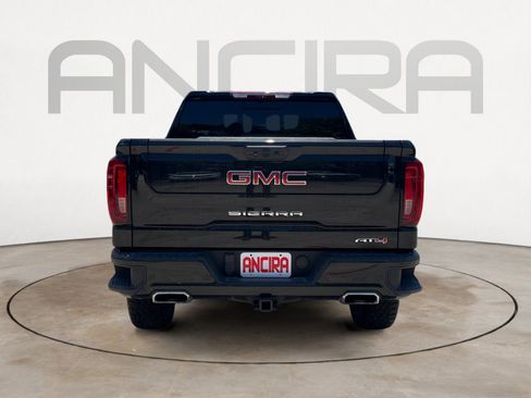 Used 2024 GMC Sierra 1500 AT4 w/ Technology Package AWD/4WD image 9