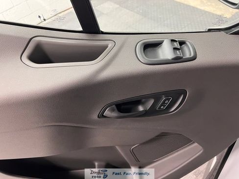 New 2026 Ford Transit 250 148 Medium Roof w/ Load Area Protection Package RWD image 29