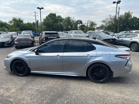 Used 2018 Toyota Camry XSE w/ Driver Assist Package FWD image 5
