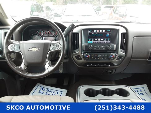 Used 2018 Chevrolet Silverado 1500 LT w/ All Star Edition AWD/4WD image 16