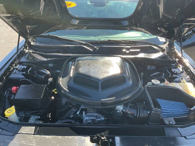 Used 2016 Dodge Challenger R/T Scat Pack RWD image 13