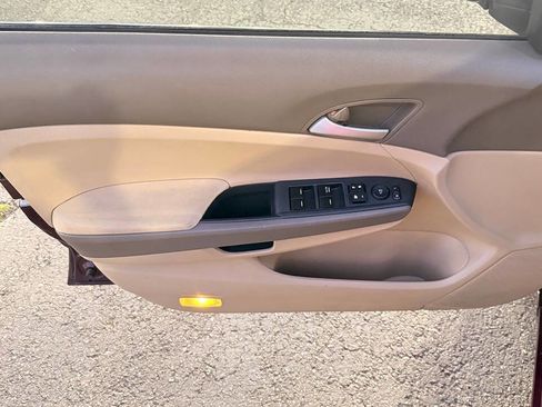 Used 2008 Honda Accord LX-P image 34