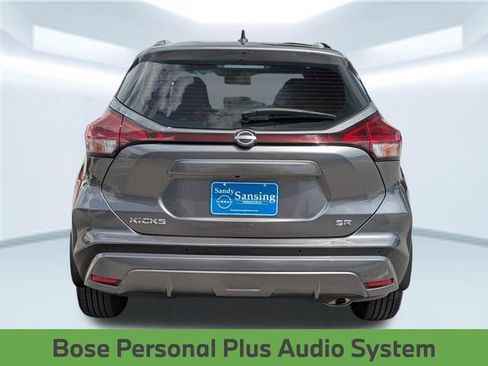 Used 2023 Nissan Kicks SR w/ SR Premium Package FWD image 6