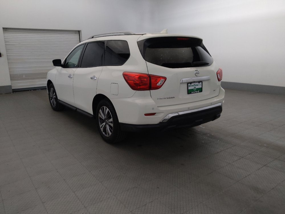 Used 2020 Nissan Pathfinder SV FWD image 5