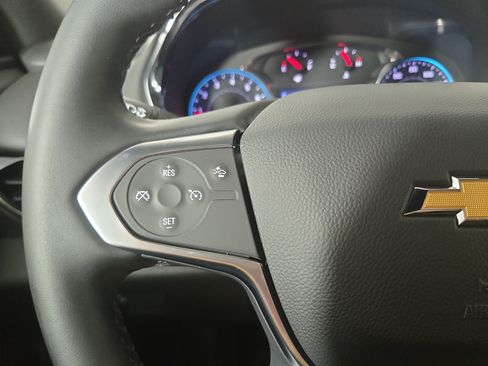 Certified 2023 Chevrolet Traverse LT FWD image 16