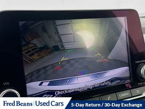 Used 2025 Nissan Rogue SV AWD/4WD image 15