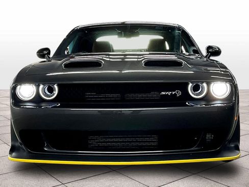 Used 2023 Dodge Challenger SRT Hellcat image 3
