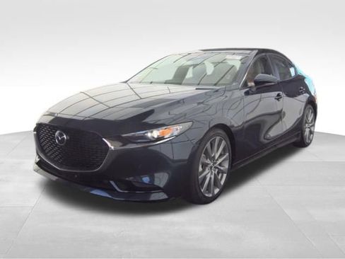 Used 2025 MAZDA MAZDA3 s FWD image 3