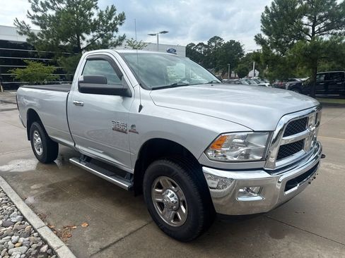 Used 2017 RAM 3500 SLT AWD/4WD image 7