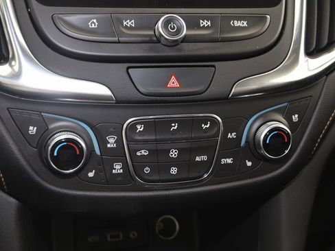 Used 2021 Chevrolet Equinox Premier image 31