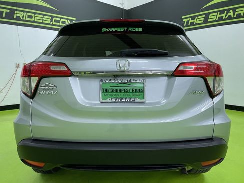 Used 2022 Honda HR-V LX image 8