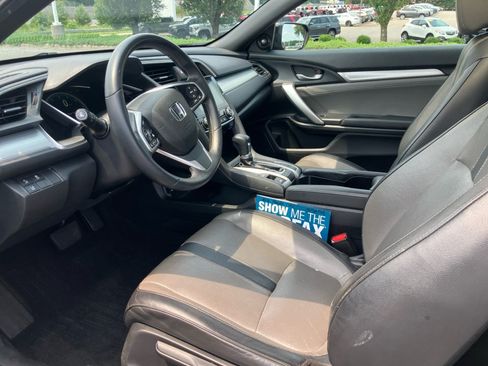 Used 2016 Honda Civic Touring image 34