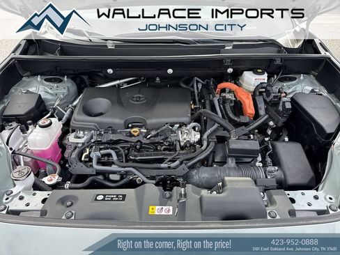 Used 2023 Toyota RAV4 XLE AWD/4WD image 43