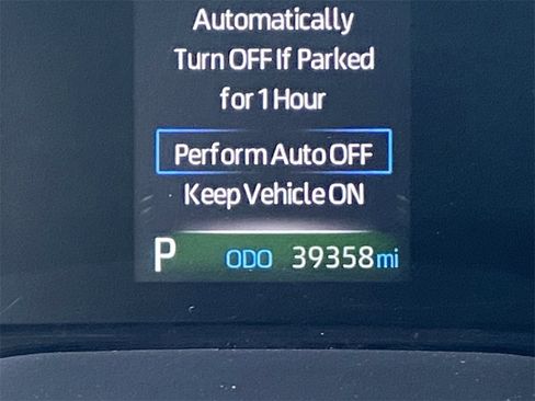 Certified 2024 Toyota Sienna LE image 33