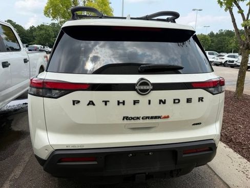 Used 2025 Nissan Pathfinder Rock Creek AWD/4WD image 5