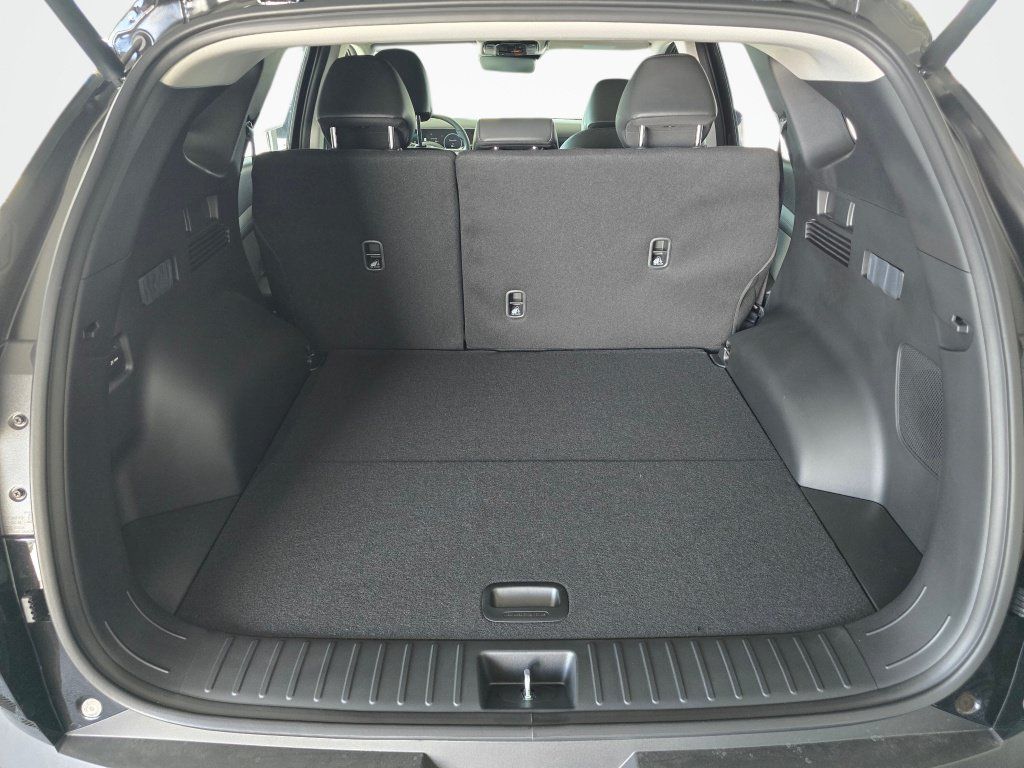 New 2026 Hyundai Tucson Limited AWD/4WD image 13