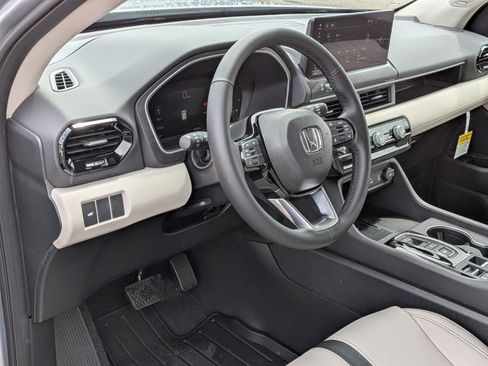 New 2026 Honda Pilot image 14