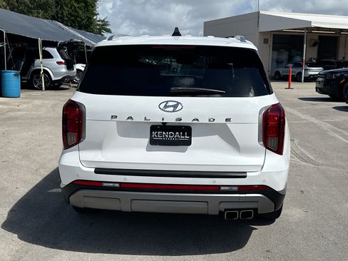 Used 2023 Hyundai Palisade Limited w/ Cargo Package image 5