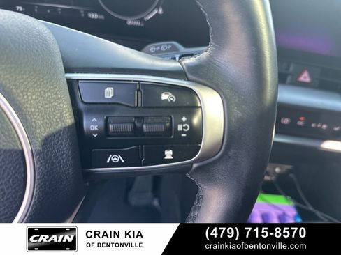 Certified 2025 Kia Sportage SX image 27