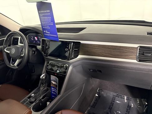Used 2023 Volkswagen Atlas SE w/ Panoramic Sunroof Package AWD/4WD image 41