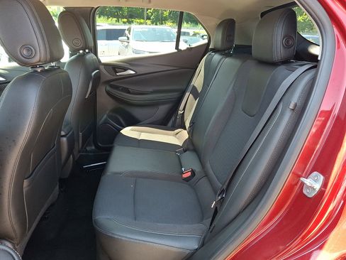Used 2020 Buick Encore GX Preferred w/ Cold Weather Comfort Package FWD image 10