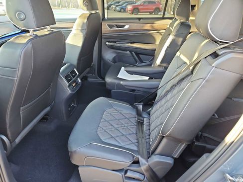 New 2026 Volkswagen Atlas SEL Premium R-Line image 23