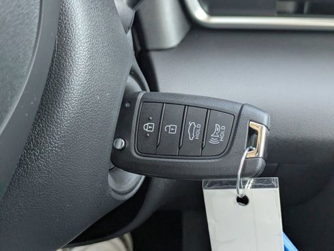 New 2026 Hyundai Elantra SE FWD image 30