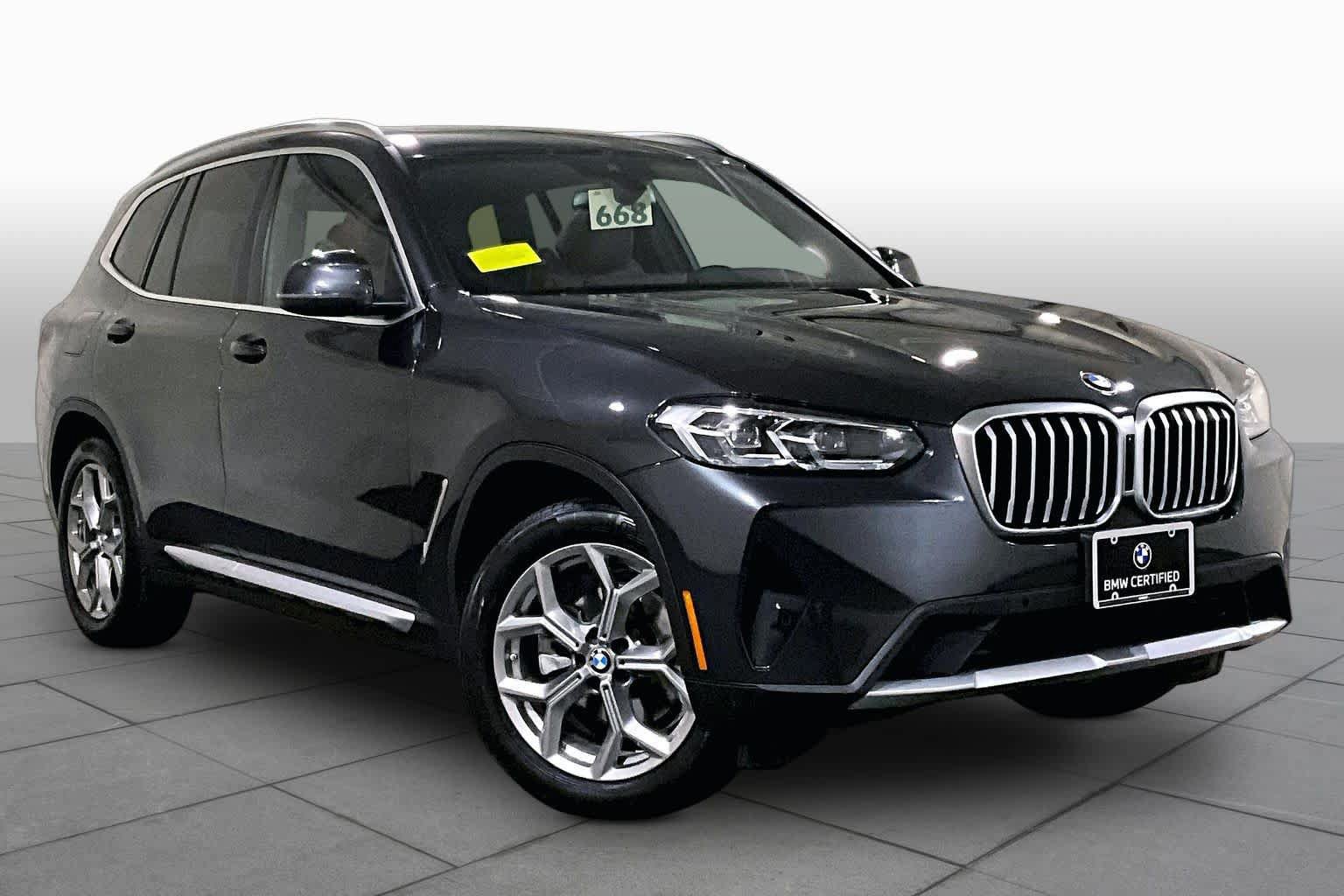 Used 2024 BMW X3 xDrive30i w/ Premium Package AWD/4WD image 2