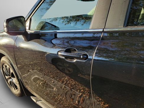 Used 2024 Toyota Highlander XLE image 18