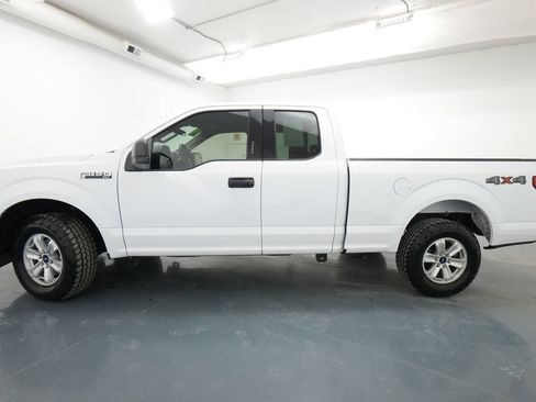 Used 2019 Ford F150 XLT AWD/4WD image 4