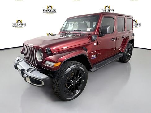 Used 2021 Jeep Wrangler Unlimited Sahara w/ Cold Weather Group AWD/4WD image 3