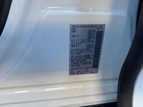 Used 2025 Nissan Murano SV image 33