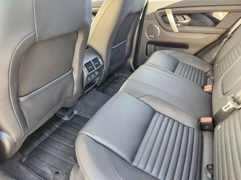 Used 2025 Land Rover Discovery Sport S image 29