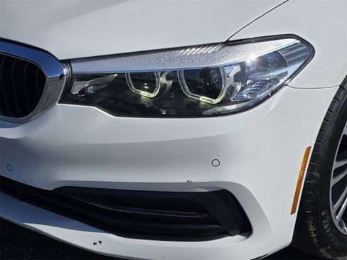 Used 2019 BMW 530i w/ Convenience Package image 9