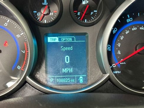 Used 2016 Chevrolet Cruze LT image 18