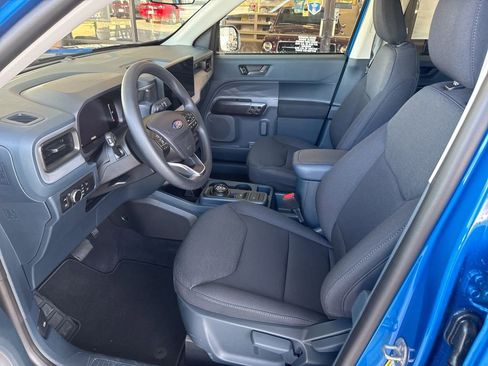 New 2025 Ford Maverick XL image 8