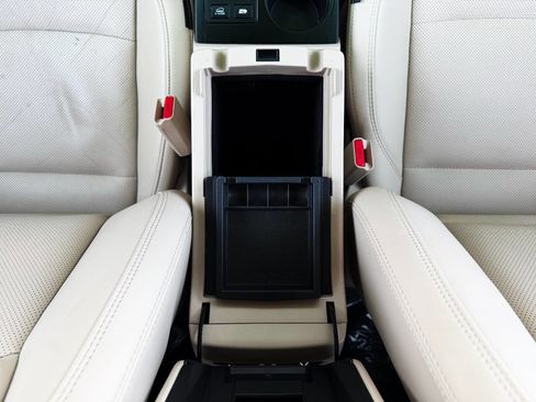 Used 2019 Subaru Outback 2.5i Limited w/ Popular Package #2 image 27