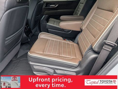 Used 2026 GMC Yukon Denali Ultimate AWD/4WD image 12