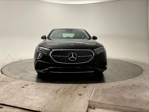 Certified 2025 Mercedes-Benz E 350 4MATIC Sedan image 5