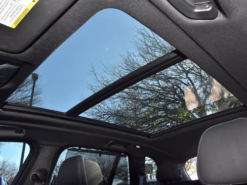 Used 2019 BMW X5 xDrive40i w/ M Sport Package image 31