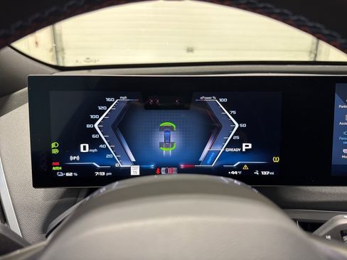 Used 2025 BMW iX M60 image 30