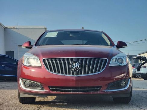 Used 2016 Buick Regal Premium FWD image 2