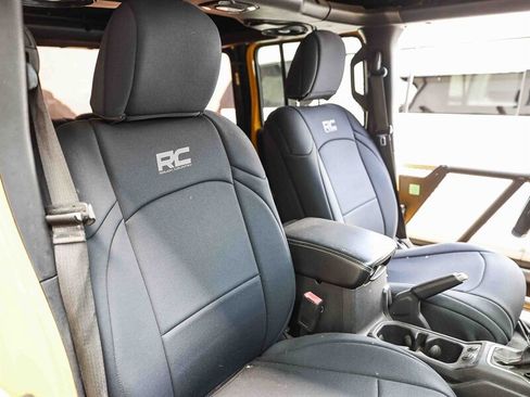 Used 2019 Jeep Wrangler Unlimited Sahara AWD/4WD image 62