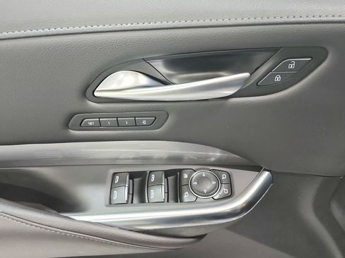 Used 2024 Cadillac XT4 Premium Luxury image 31