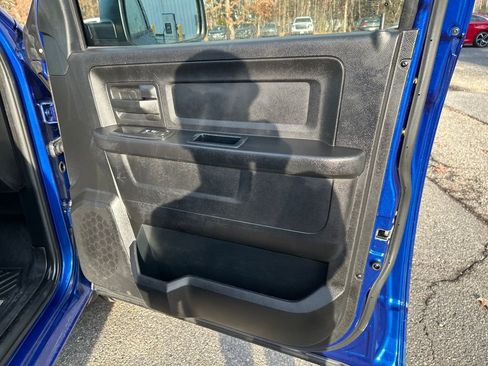 Used 2017 RAM 1500 Express image 18