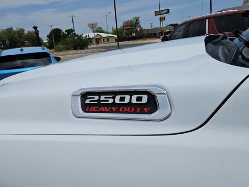 Used 2024 RAM 2500 Limited AWD/4WD image 11