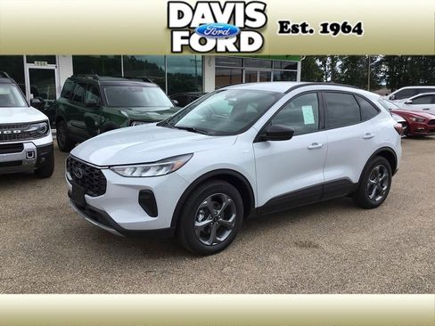 New 2025 Ford Escape ST-Line w/ Equipment Group 301A image 4