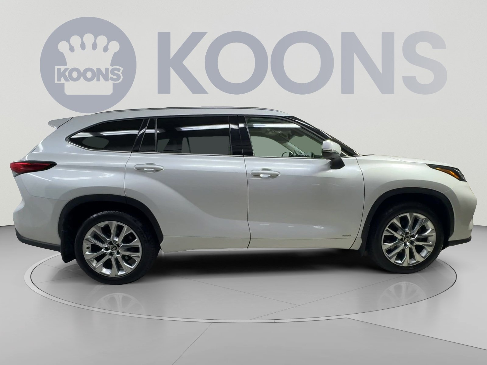 Used 2022 Toyota Highlander Limited AWD/4WD image 12